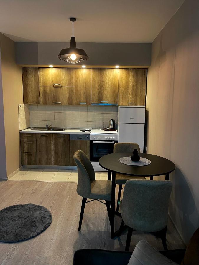 Top Apartment Pristina Exterior photo
